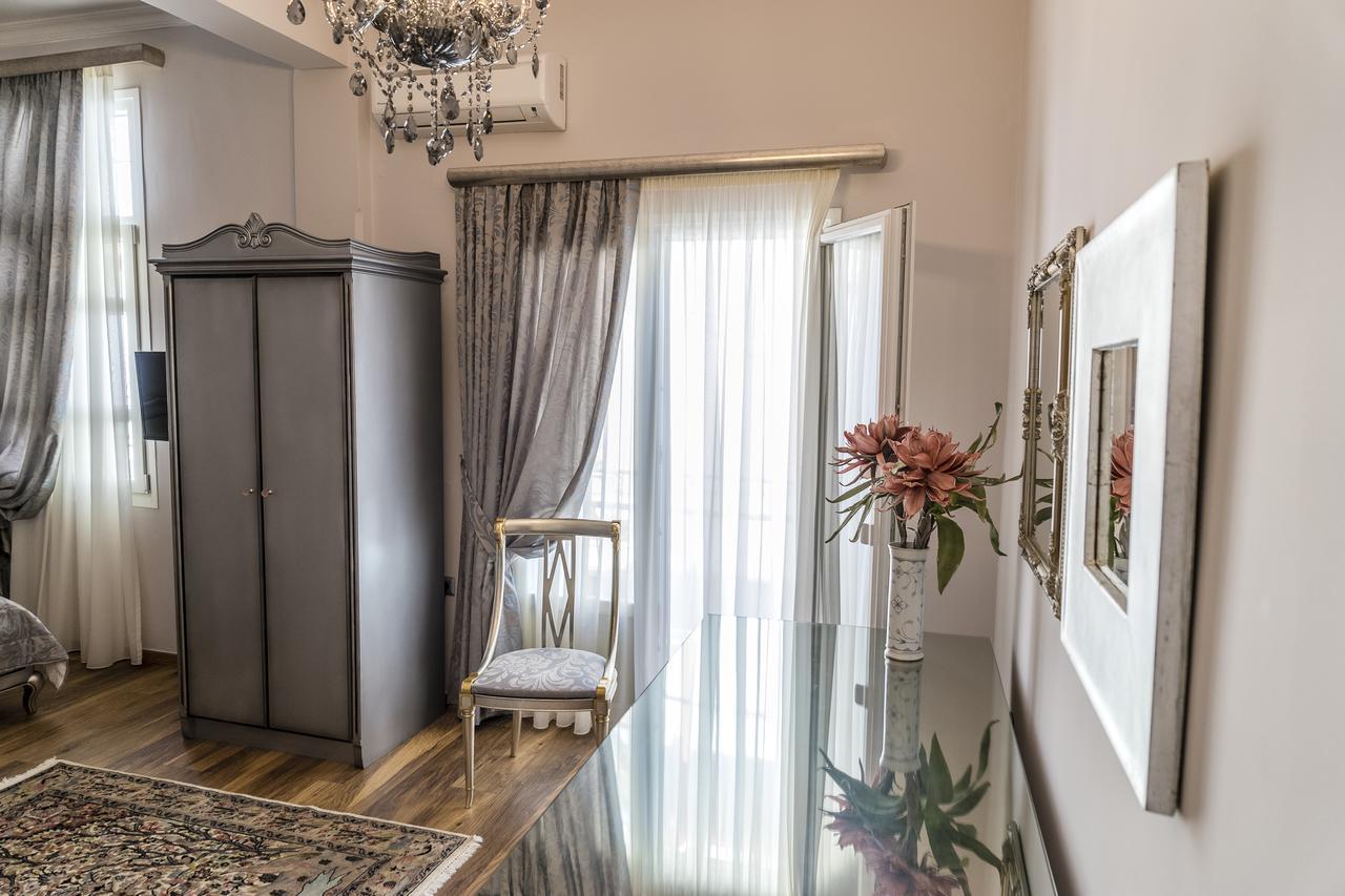 Le Bijou Luxury Rooms & Suites Бер Екстериор снимка